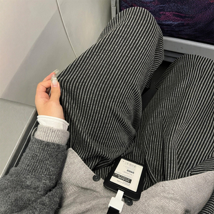 深灰色竖条纹裤 子女秋季 宽松慵懒风大码 胖mm休闲山本风拖地阔腿裤