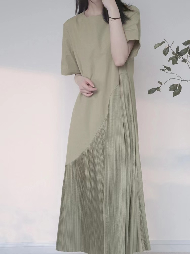 褶皱设计感新中式百褶连衣裙