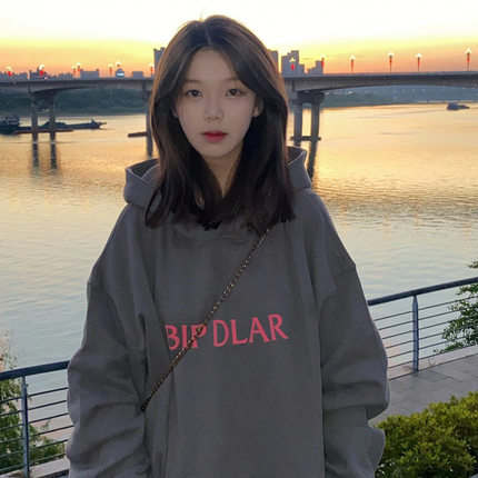 灰色加绒连帽卫衣女款小个子2025新款爆款秋冬加绒宽松中长款上衣