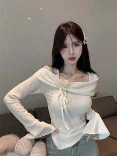 小众甜辣妹性感露肩T恤花朵抽绳系带喇叭袖 女装 上衣 新款 2026春季