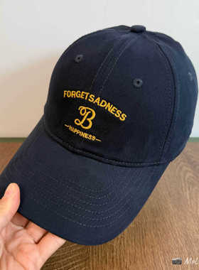 版型超赞简约韩版花体B字母刺绣棒球帽情侣户外休闲百搭鸭舌帽潮