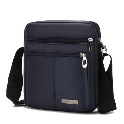 斜跨休闲风牛津布多功能运动小包