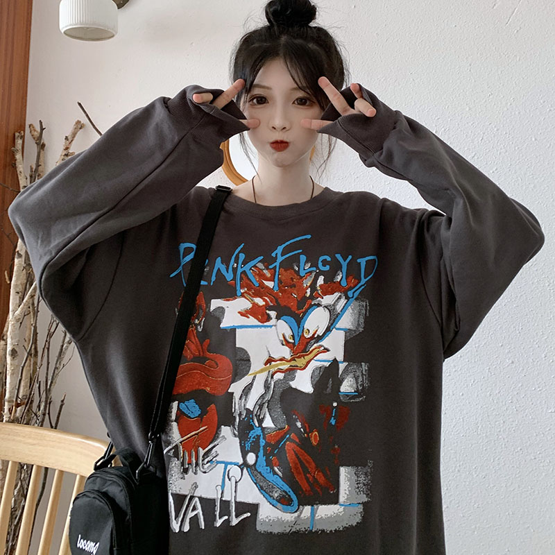 Real shooting autumn Korean loose cartoon graffiti letter printing student round neck Pullover thin sweater