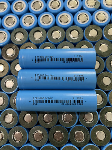 亿纬锂能18650拆机2550mAh3.7V动力电池5C放电电动车移动电源26V