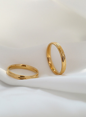 高保色简约个性菱形批花戒指