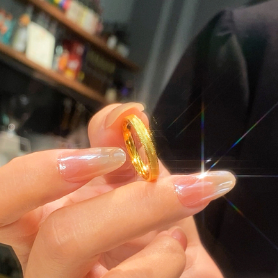 镀k金 新款珠边车花水波纹素圈简约轻奢情侣对戒A413