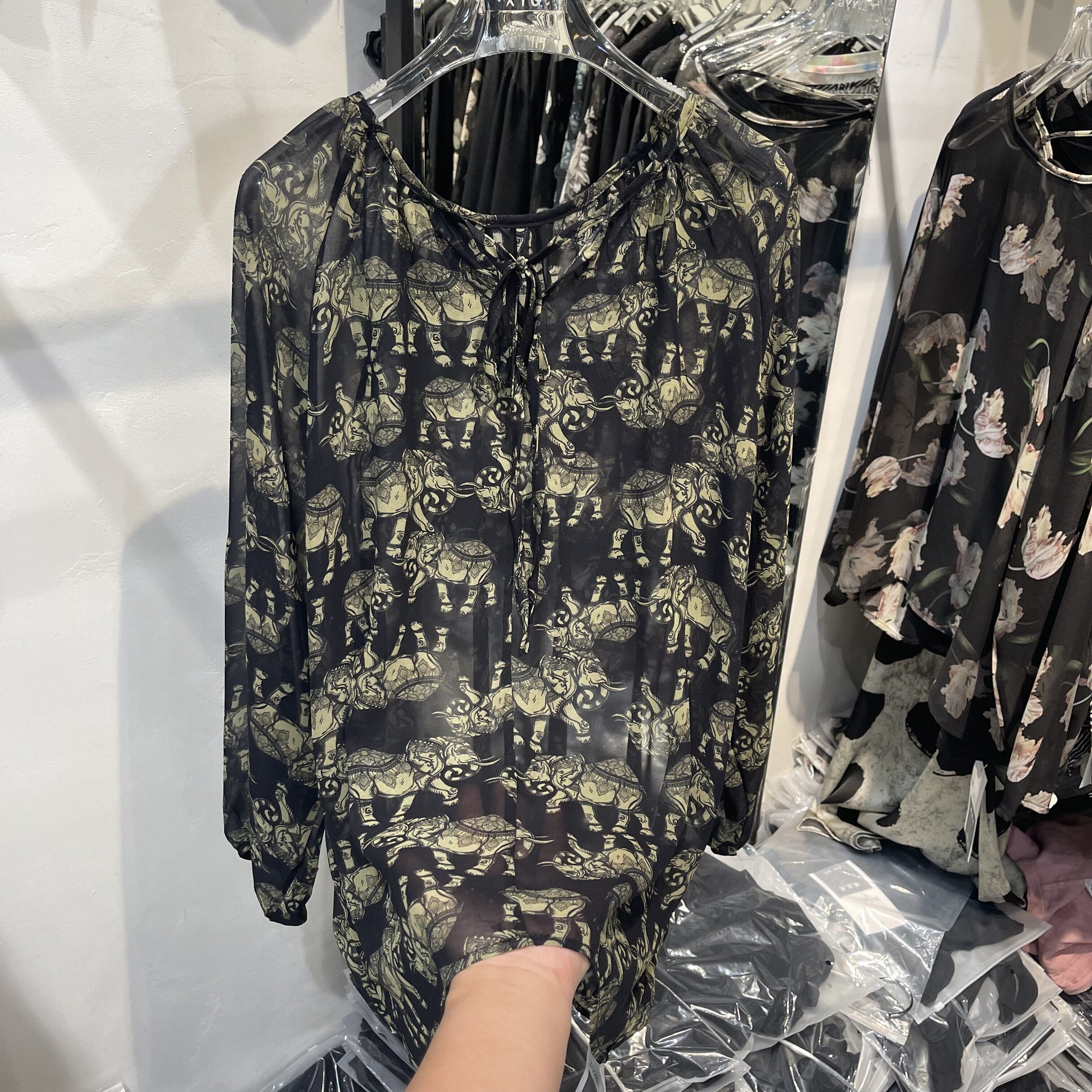 娃娃领翻领抽绳蝙蝠袖短袖T恤女