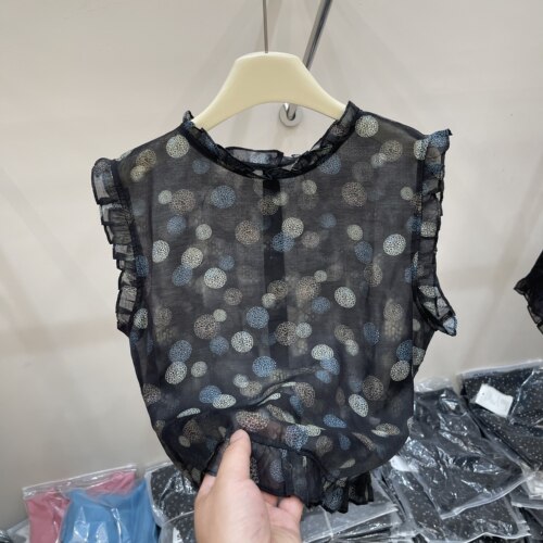 木耳边波点后背纽扣无袖小衫女