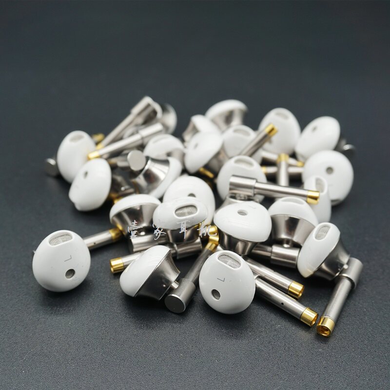 优选金属质感mmcx插拔重低音生物复合纤维振膜半入耳耳塞换线方便