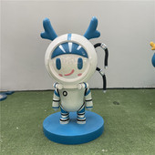 大型3D立体龙小湖卡通雕塑创意宇航员动物龙女公仔商场落地摆件