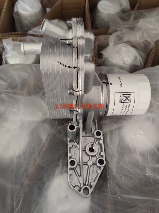 适配江铃新世代全顺V348机油滤芯总成机滤冷却器散热器配件2.2T