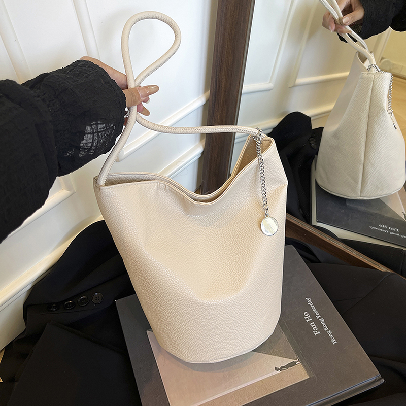 日常大容量包包质感单肩包女