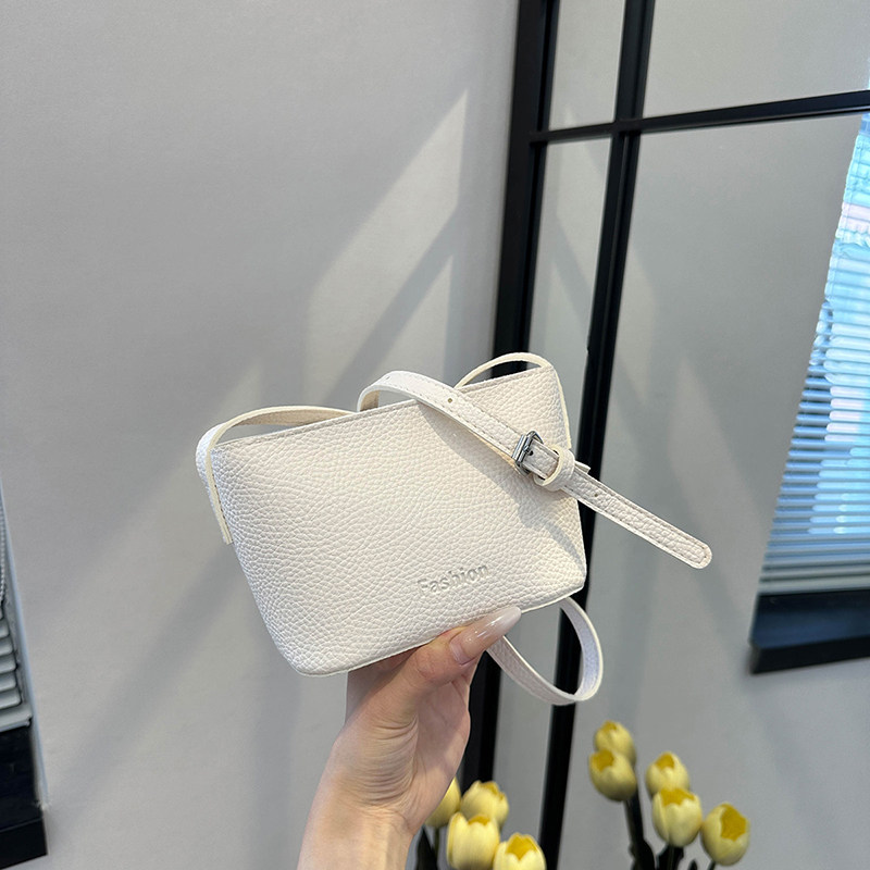 韩系休闲小众包包女2025夏季新款潮洋气百搭时尚单肩腋下包小方包,箱包皮具/热销女包/男包,通用款女包,淘宝优惠券,粉丝福利购,淘宝优惠卷