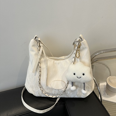 2024新款大容量简约通勤休闲女包