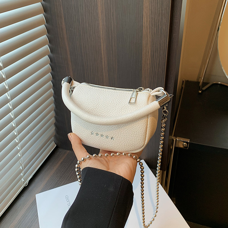 休闲单肩斜挎包2024新款百搭