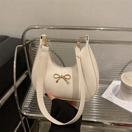 百搭高级质感时尚单肩包腋下包