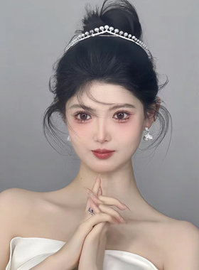 新娘公主皇冠头饰合金复古赫本造型珍珠王冠简单款写真婚纱配饰