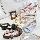 抱抱熊 现货十团 缎皮pu绵羊泡芙Lolita百搭可爱单鞋