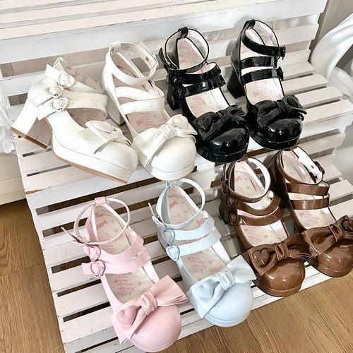 【收藏满600开定】三扣结结 绵羊泡芙Lolita漆皮爱心扣中跟单鞋