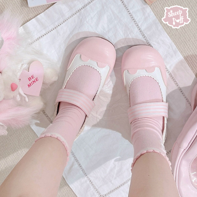 【现货】小熊奶糖 绵羊泡芙Lolita平底魔术贴百搭单鞋