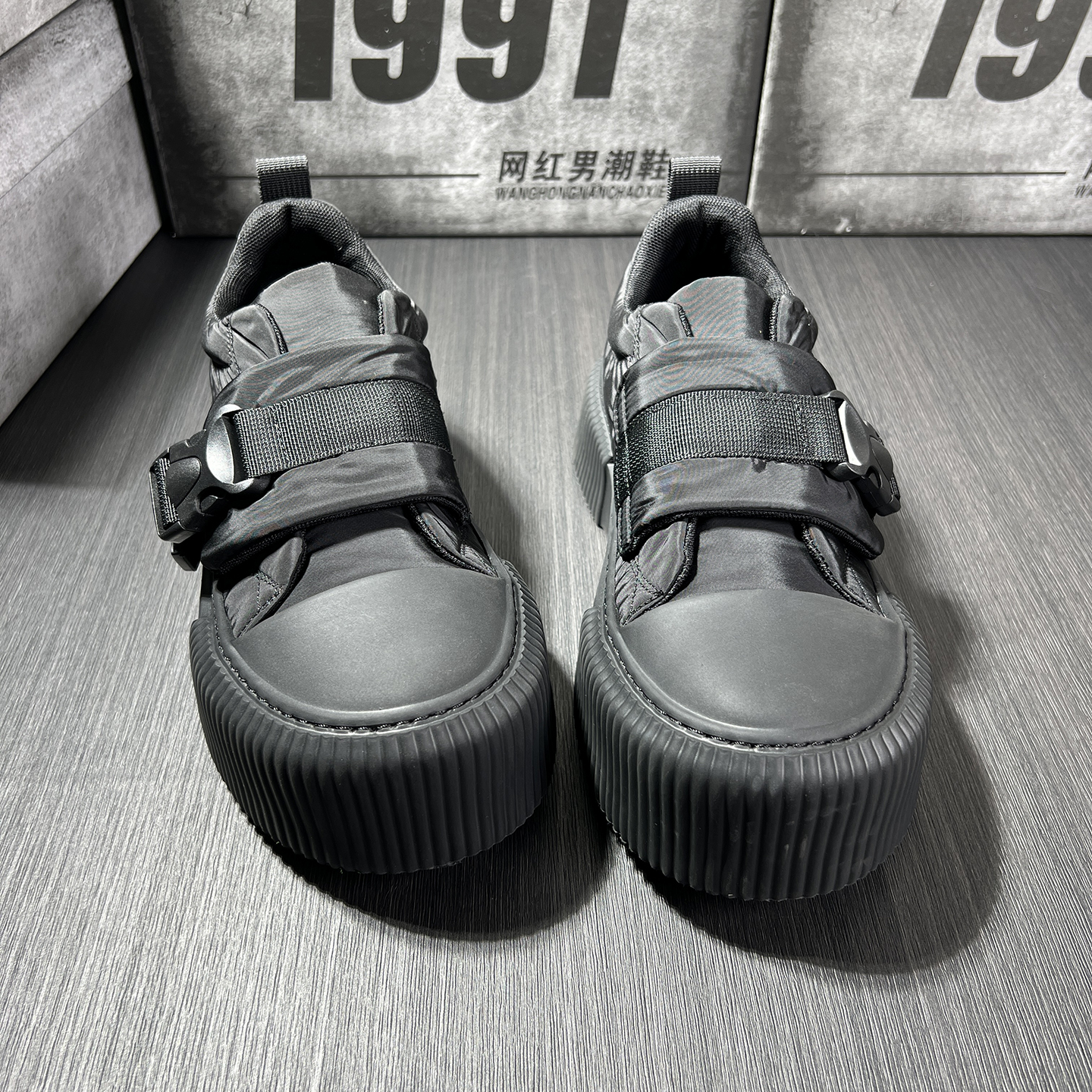 2025新款秋季一脚蹬百搭休闲板鞋