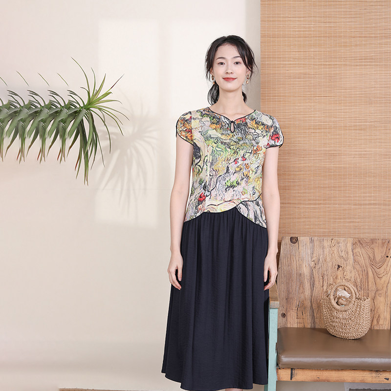 布符年夏季新品凉城花瓣长裙圆领印花拼接手工盘扣日常女装