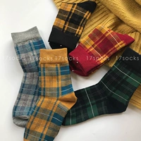 17socks Nhật Bản vuông kẻ sọc vuông cotton nữ mùa thu và mùa đông đại học gió hoang dã vớ phụ nữ cơ bản - Bít tất nữ vớ trắng