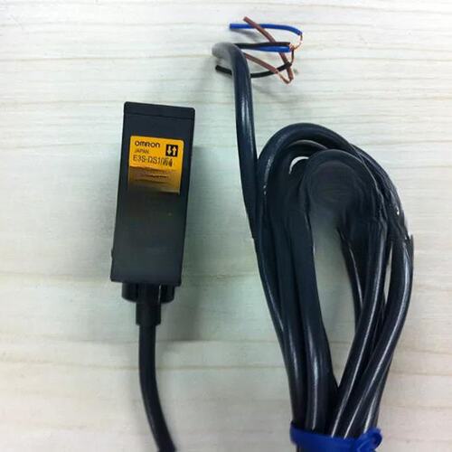 议价销售原装Omron/欧姆龙 E3S-DS10E4 E3