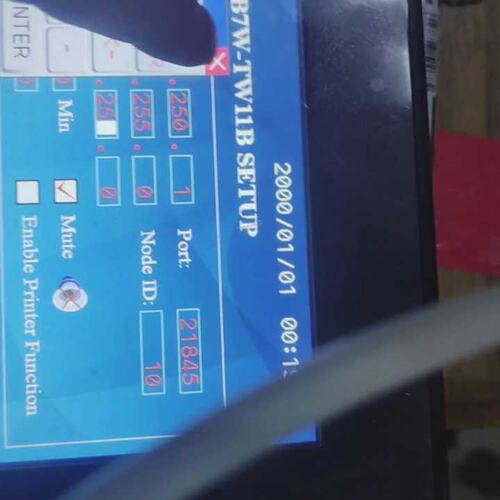议价欧姆龙触摸屏 NB7W-TW11B 成色非常好，好设备拆的，
