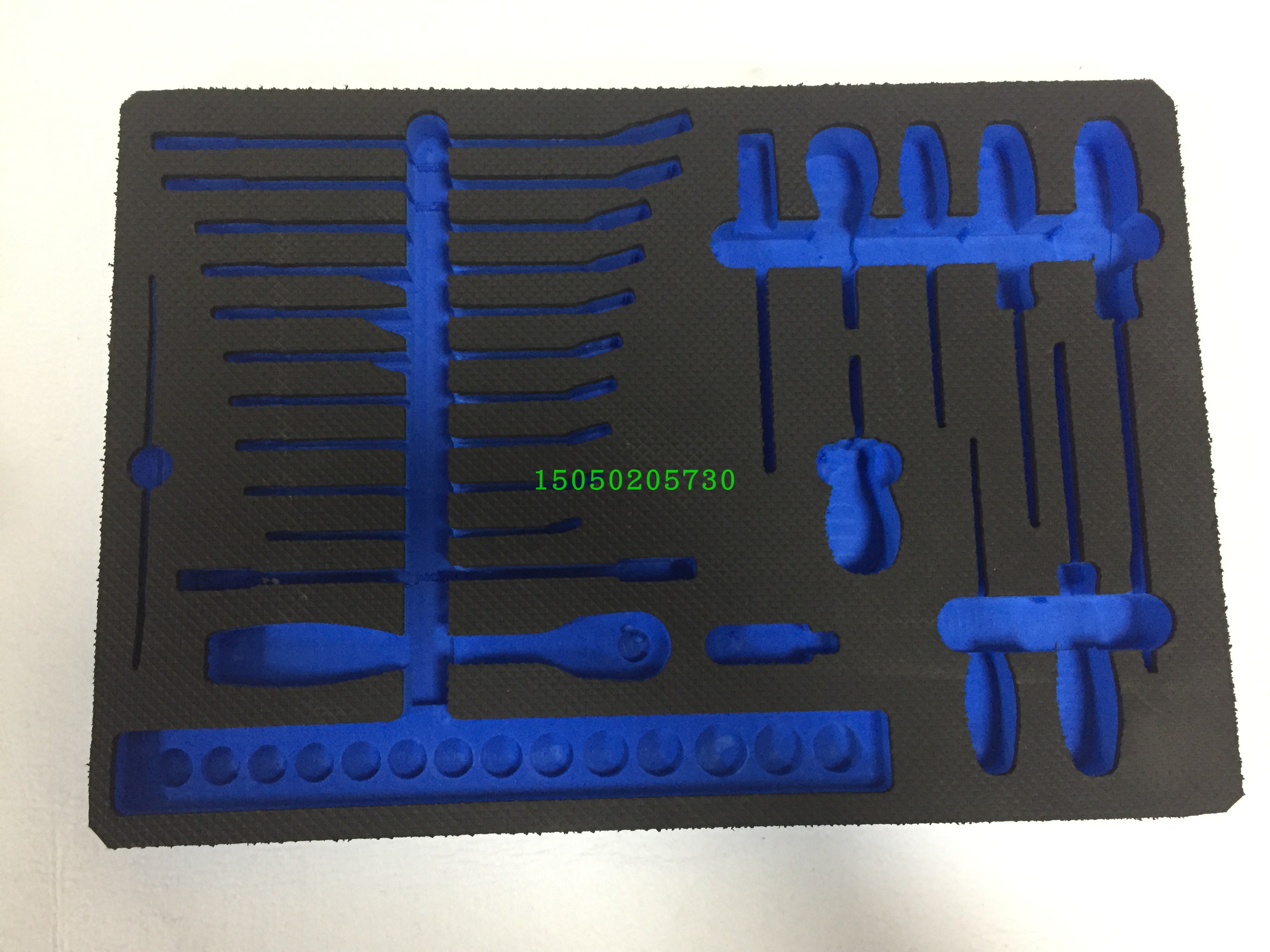 eva内衬定制加工防潮减震泡棉盒子eva材料工具箱环保EVA内衬内托