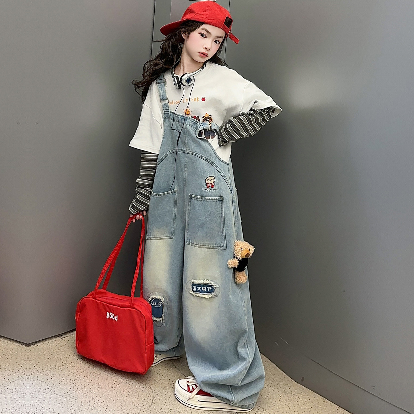 女大童春秋刺绣牛仔阔腿背带裤图片