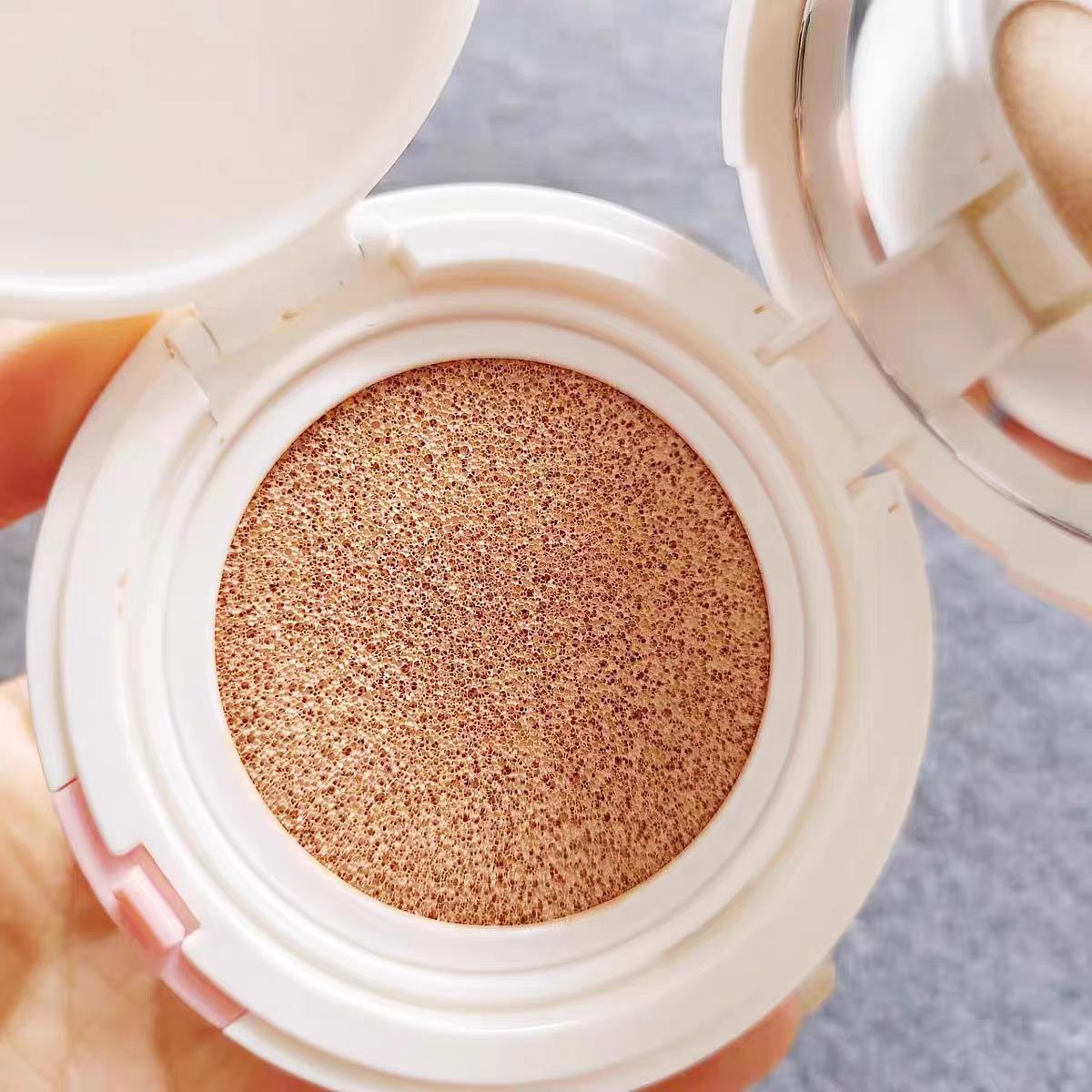 瓷肌气垫霜润色光感CC霜bb霜粉霜粉定妆粉散粉粉饼蜜粉亮白自然色