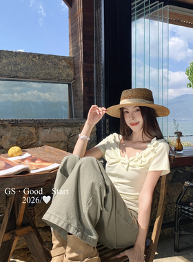 GS.GOOD START-了甜娇女友感up夏温柔纯欲花朵v领修身小衫D0278W