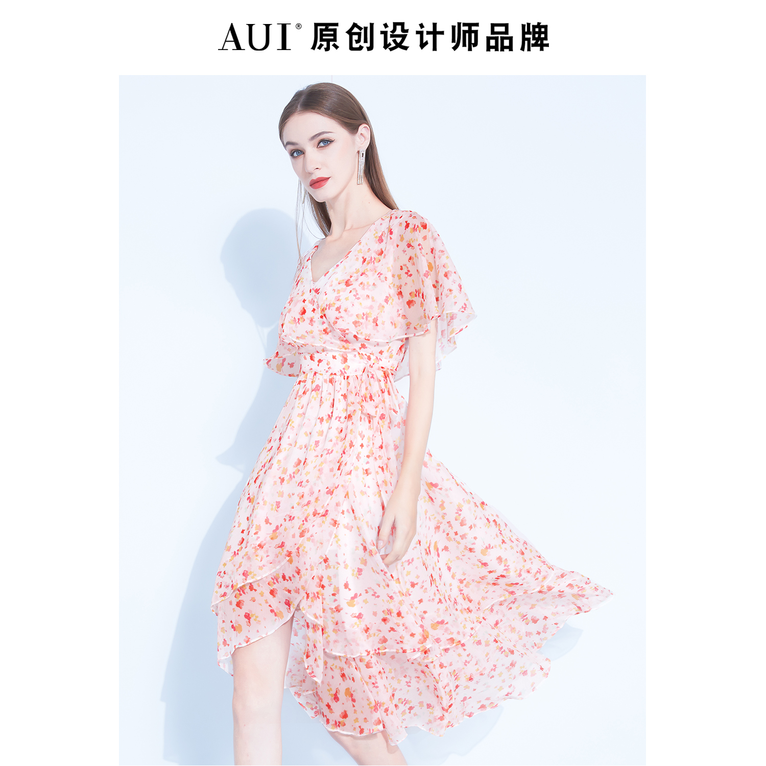 法式温柔风碎花雪纺连衣裙女夏2021新款粉色名媛荷叶边v领长裙子