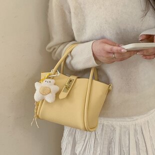 2026冬季新款黄色带挂件卡其带挂件黄色无挂件米白带挂件粉色