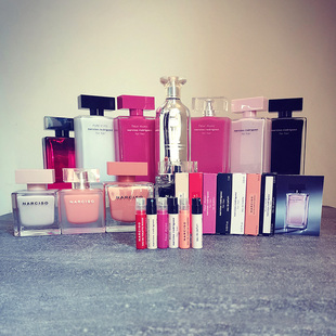 纳西索 她的同名 for her 诱人花卉 玫瑰/精纯麝香 粉影 香水小样