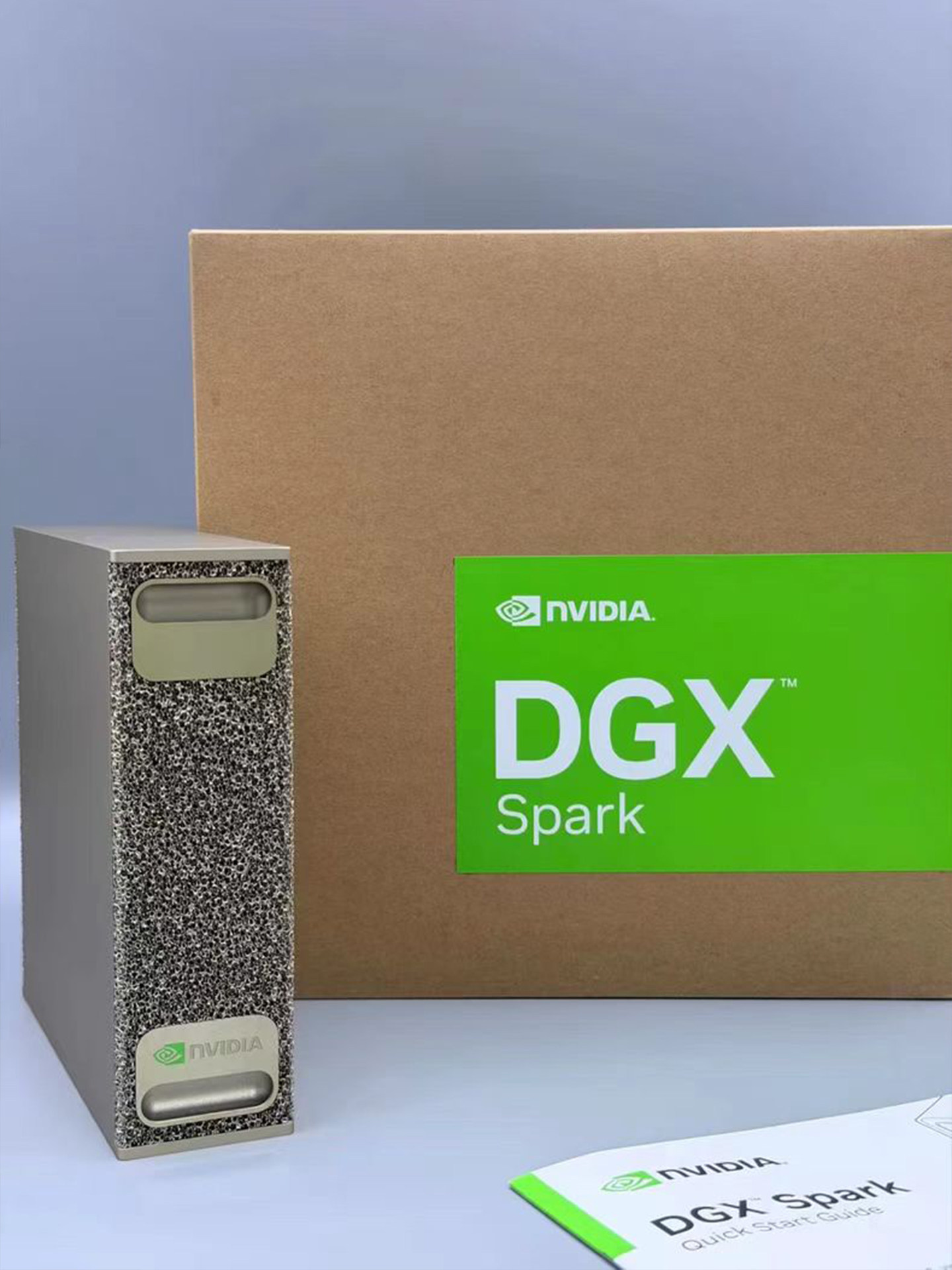 DGX Spark 128GB AI Hesablama İş Stansiyası