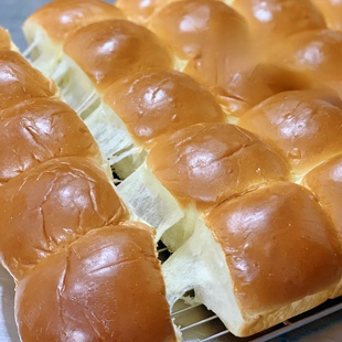 黄油牛奶老面包松软老式手撕面包宿舍零食学生早餐即食饱腹下午茶