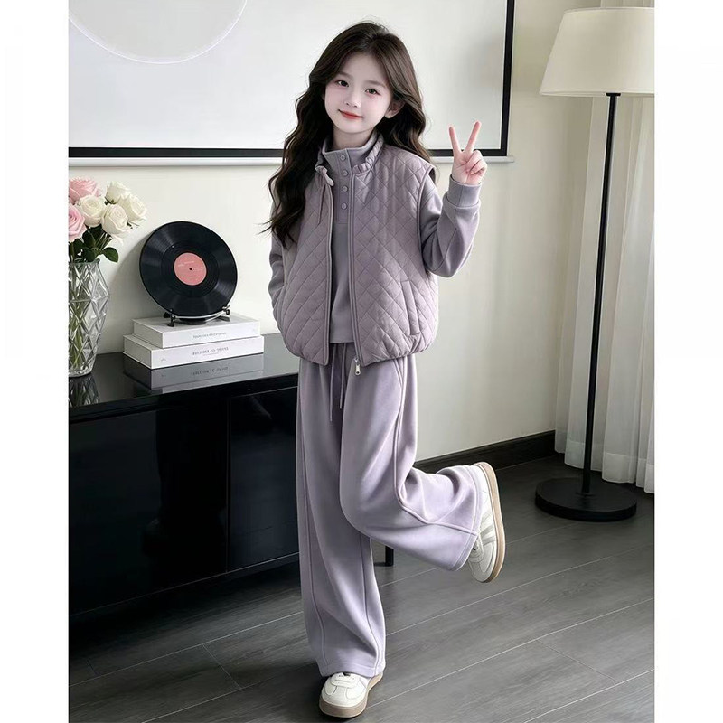 女童春季百搭紫色马甲三件套