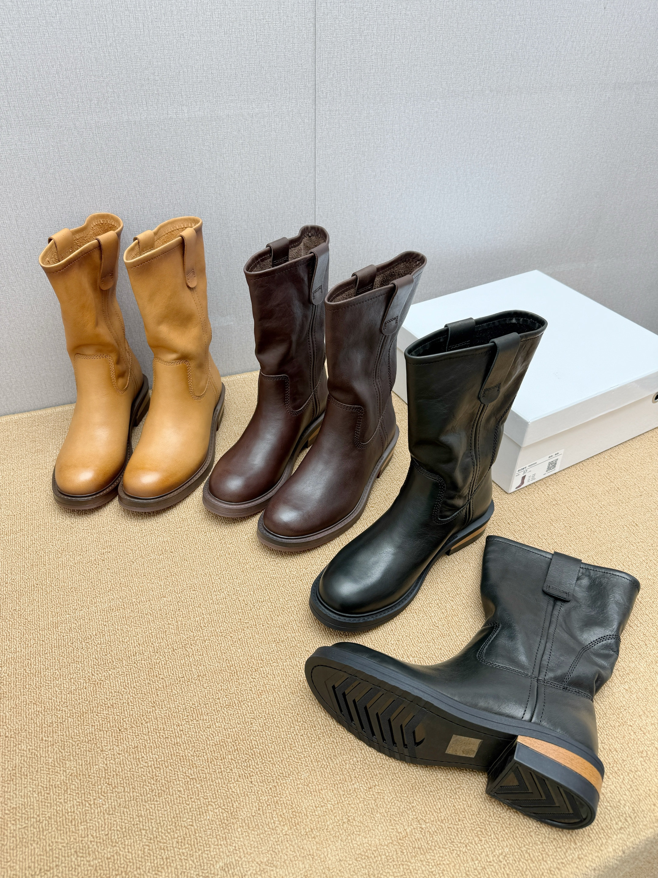 Blair Eadie 2026新款冬季休闲鞋女鞋短靴平底鞋单鞋马丁靴靴子