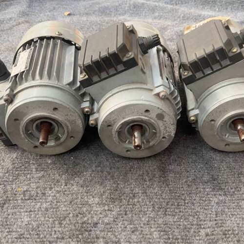 可维修三台油泵电机YS-5624，90W，未使用功能完好，型号