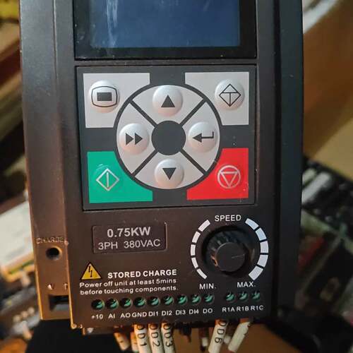 可维修HD09-4T0P7G 0.75KW 380V，海浦蒙特三相