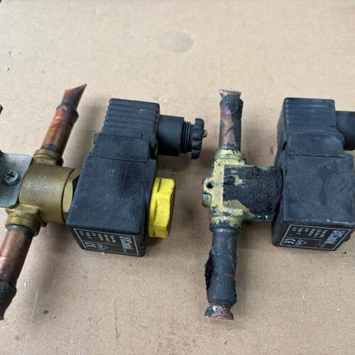 可维修Castel HM2电磁阀，意大利，220V 8W，带线议价