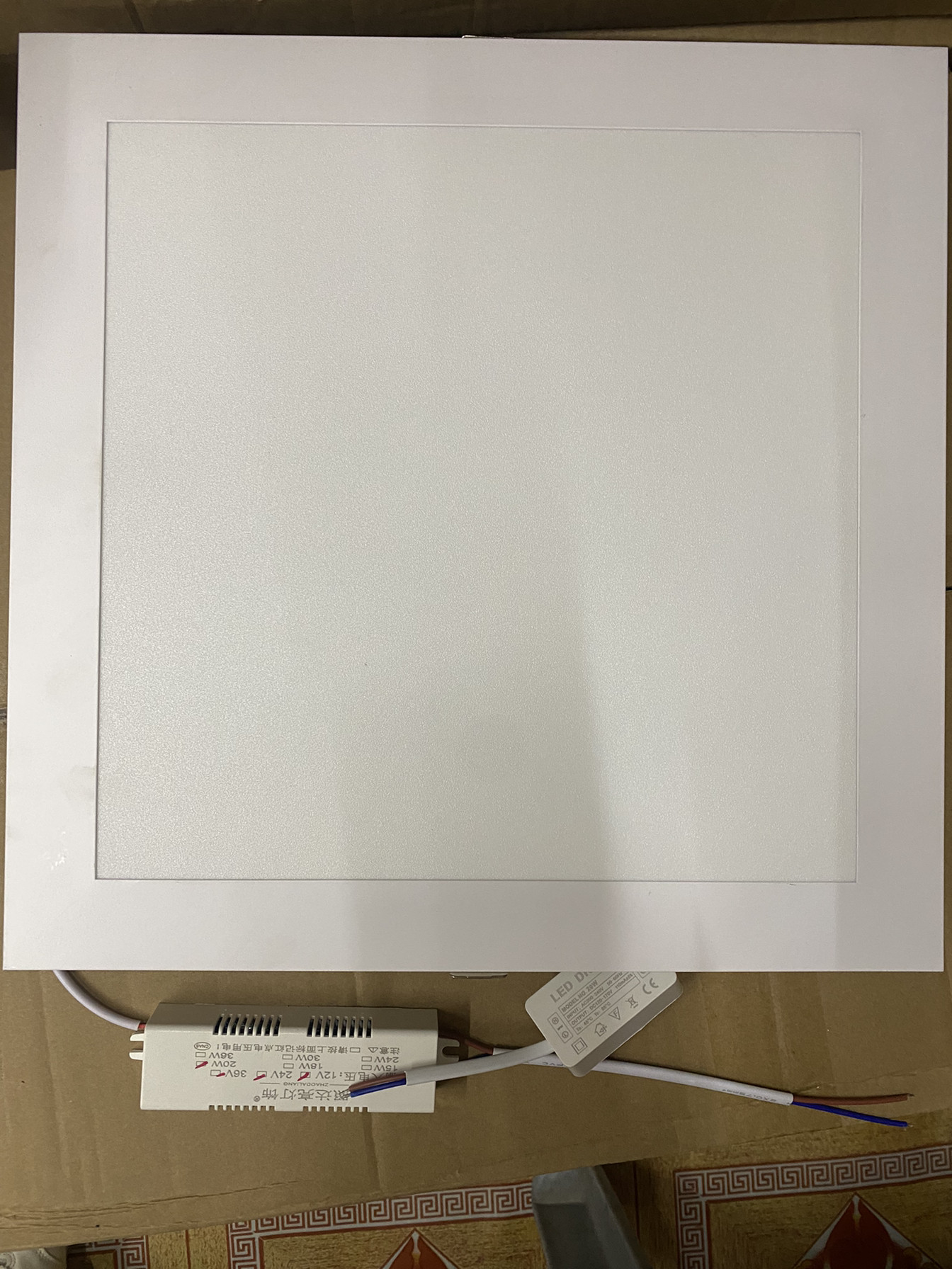 300x300弹簧卡扣led平板灯600x600x300led开孔灯船用车用24V12V