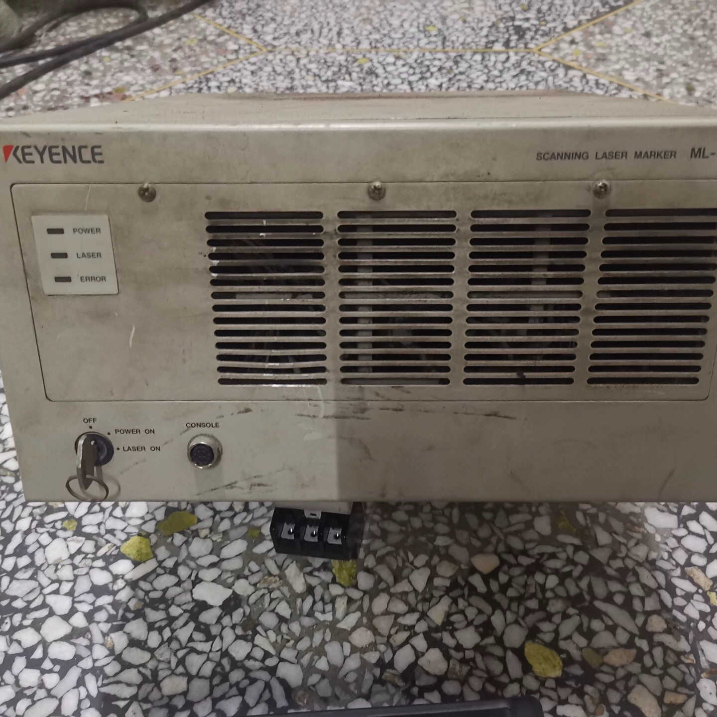ML-9100基恩士激光控制器主机功能正常需要的联系。