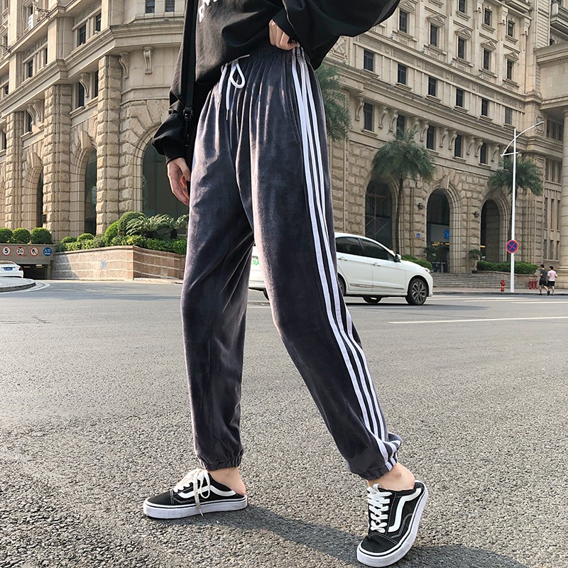 Women's gold velvet sports pants pants autumn and winter casual loose corset feet wear new thin Harem Pants
