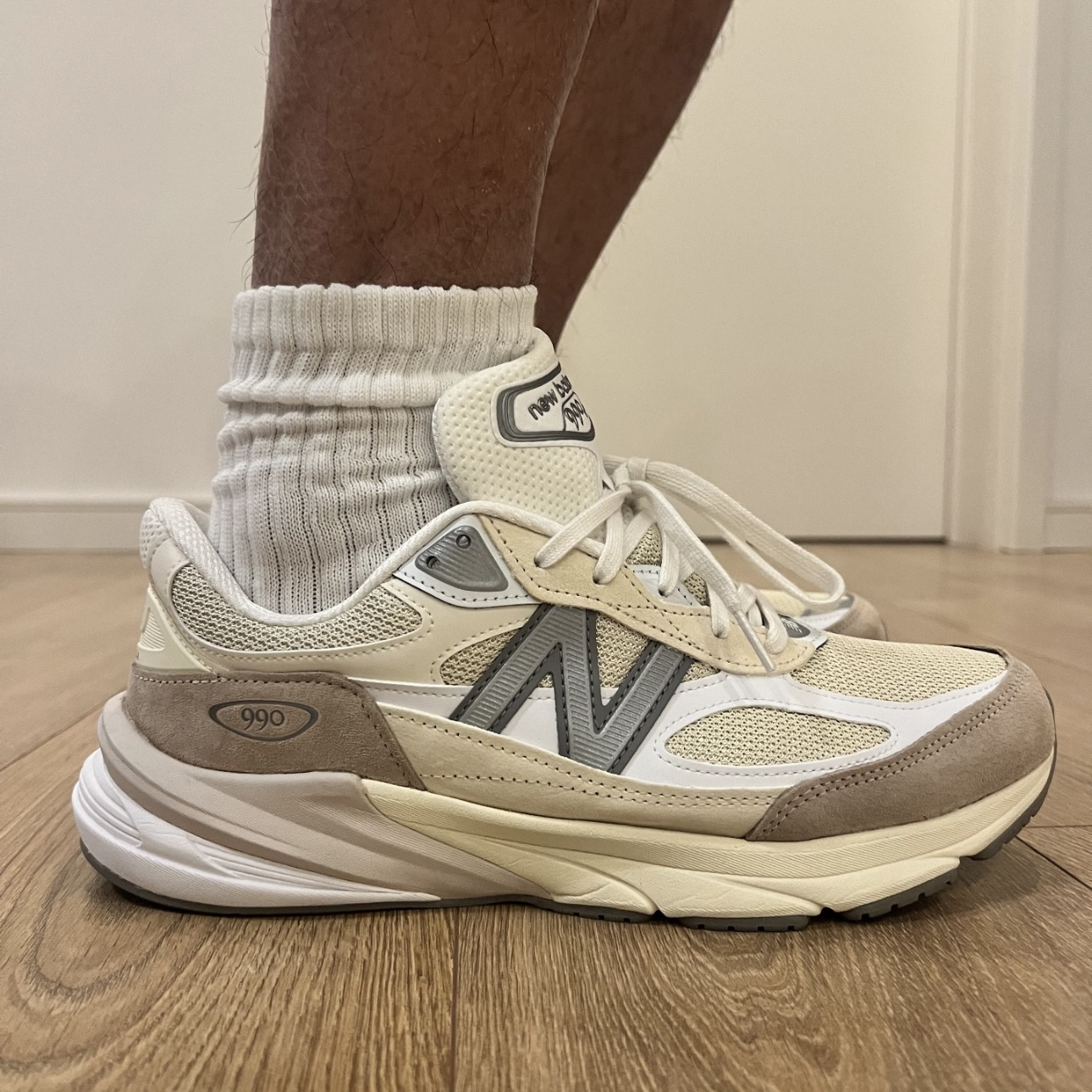 New Balance NB 990 V6网布皮革低帮休闲跑步鞋白棕美产M990SS6