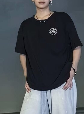 Vans 飞天小猪字母印花圆领短袖T恤 男女同款 黑色VN000939BLK