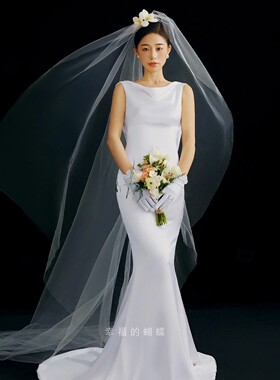 2022新款新娘主婚纱长款拖到头纱头饰超仙森系高级感简约素纱白色