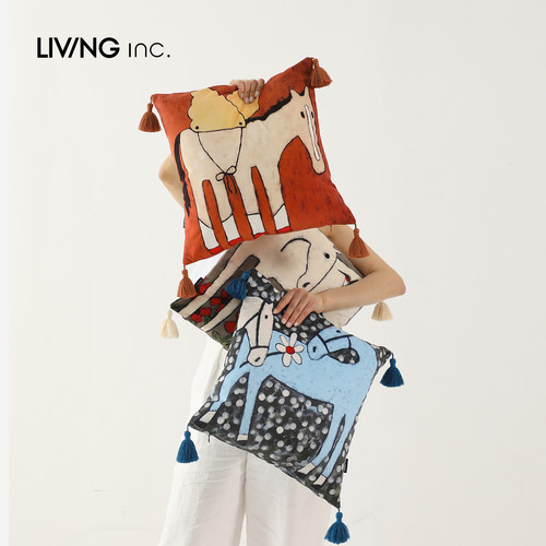 LIVINGinc.26春夏新品小马抱枕